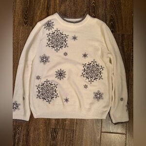Alfred Dunner White and Gray Knit Sweater